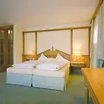 Hotel Traumhotel Liebes Rot-fluh *