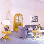 Traumhotel Liebes Rot-fluh Hotel Grän