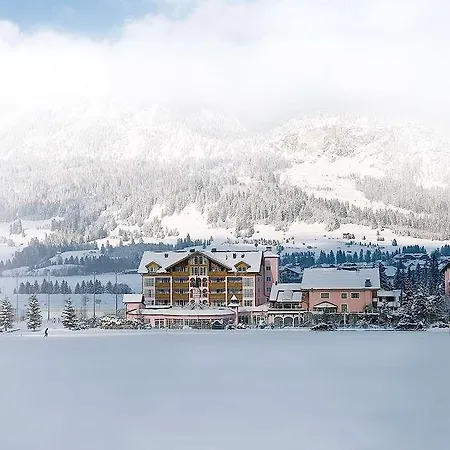 Otel Traumhotel Liebes Rot-fluh *
