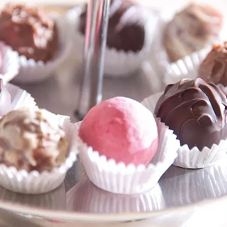 Hotel Traumhotel Liebes Rot-fluh *