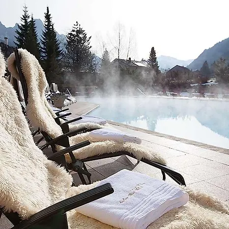 Traumhotel Liebes Rot-fluh Grän